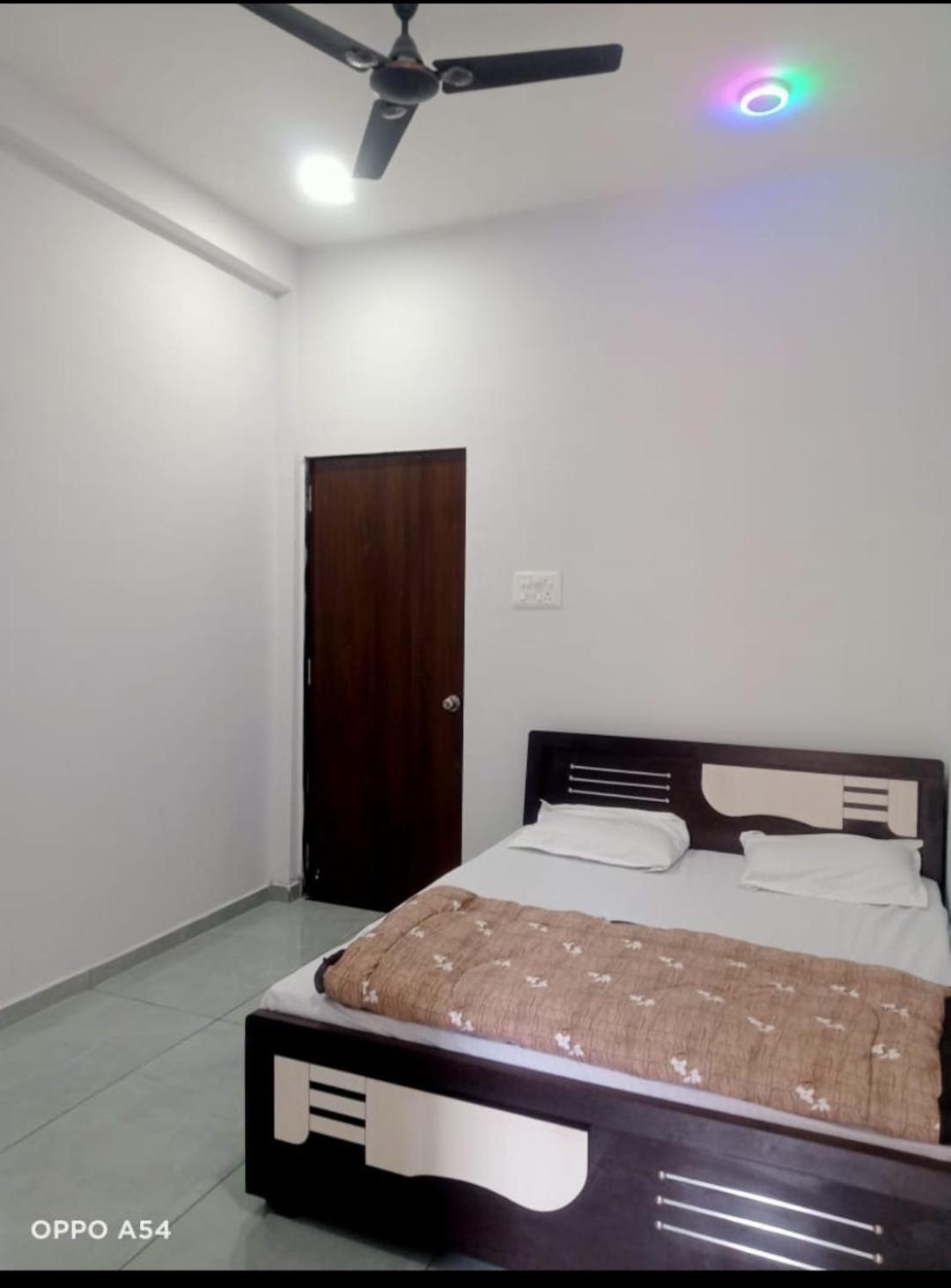 Jai Swaminarayan Delux Homestay Garudeshwar 외부 사진